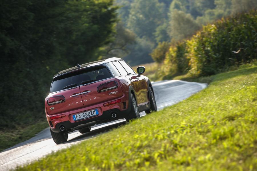  Mini Cooper SD Clubman (F54) 2019 года  (WW) (фото 18 из 42)